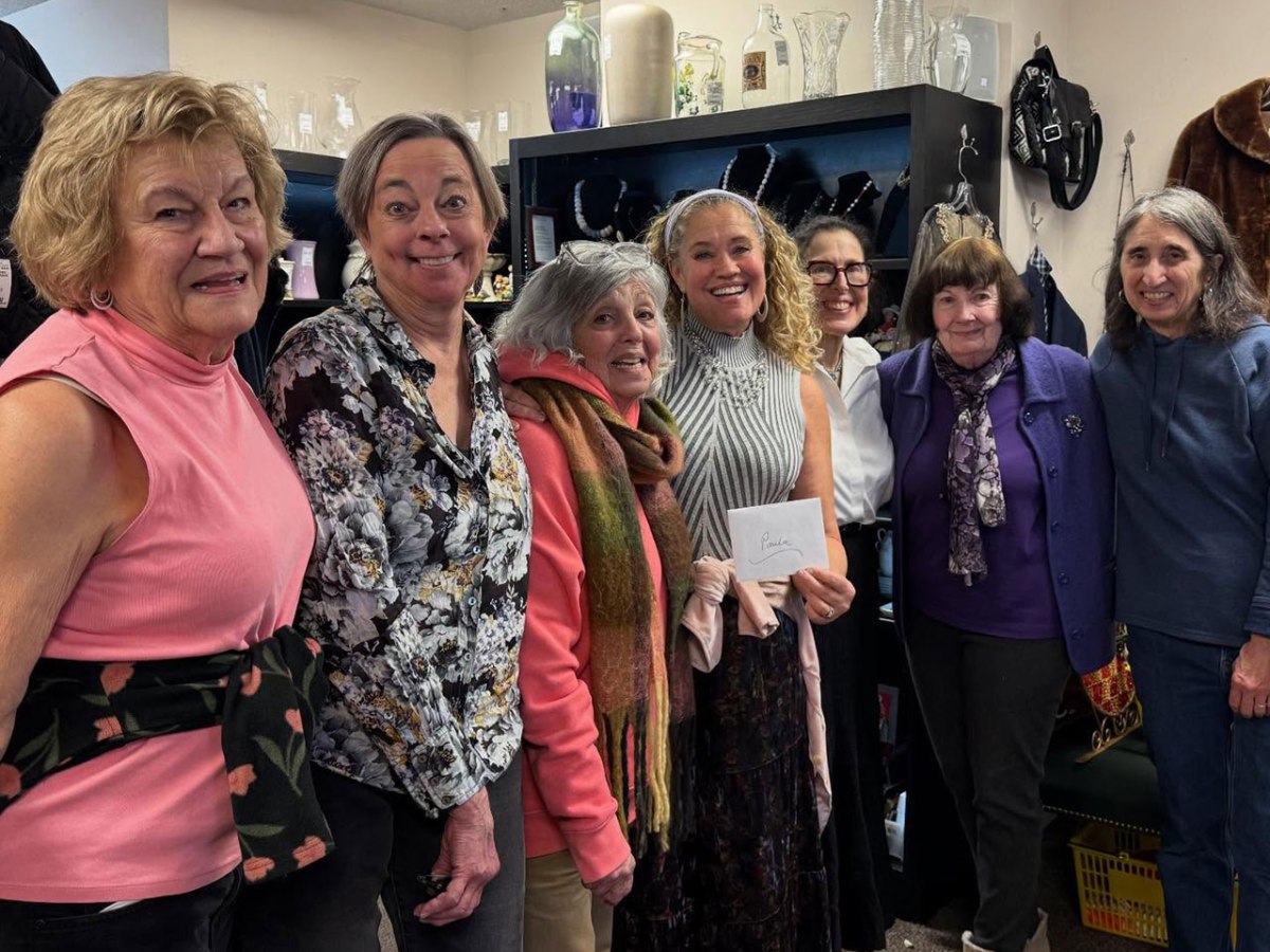 Shop for Spring and Summer Clothes at Hole in the&nbsp;Wall